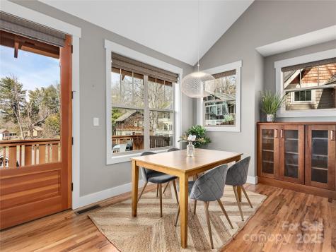 24 Sunset Drive Asheville NC 28804