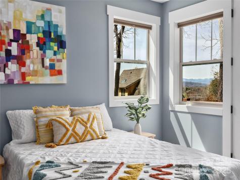 24 Sunset Drive Asheville NC 28804