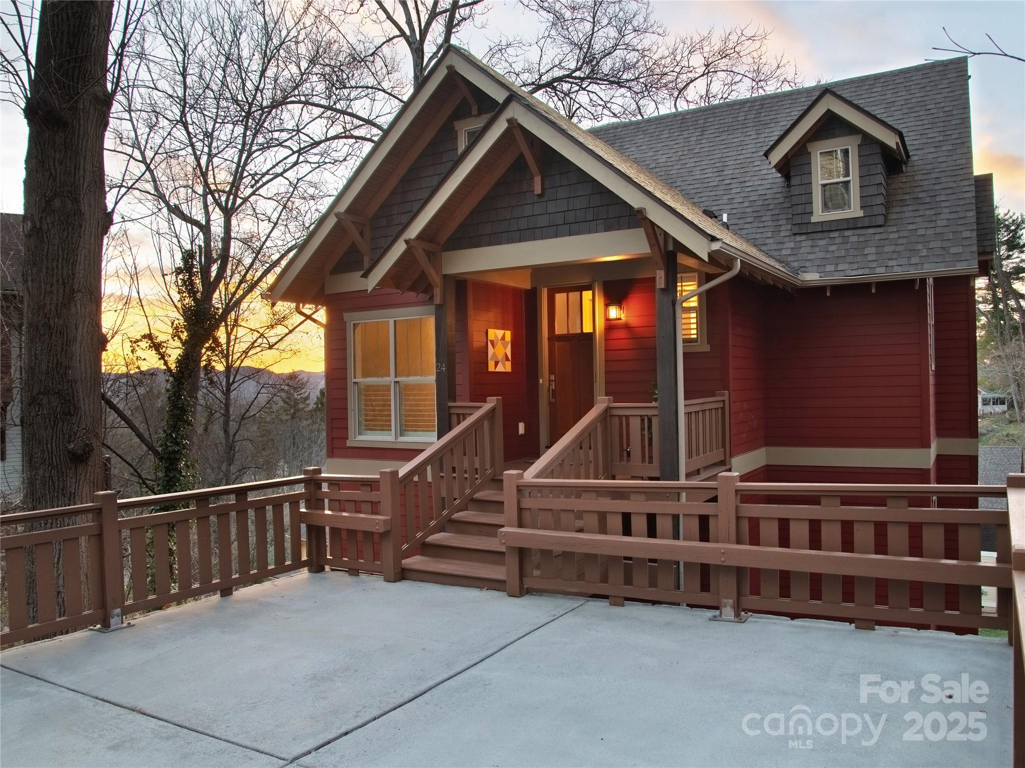 24 Sunset Drive Asheville NC 28804