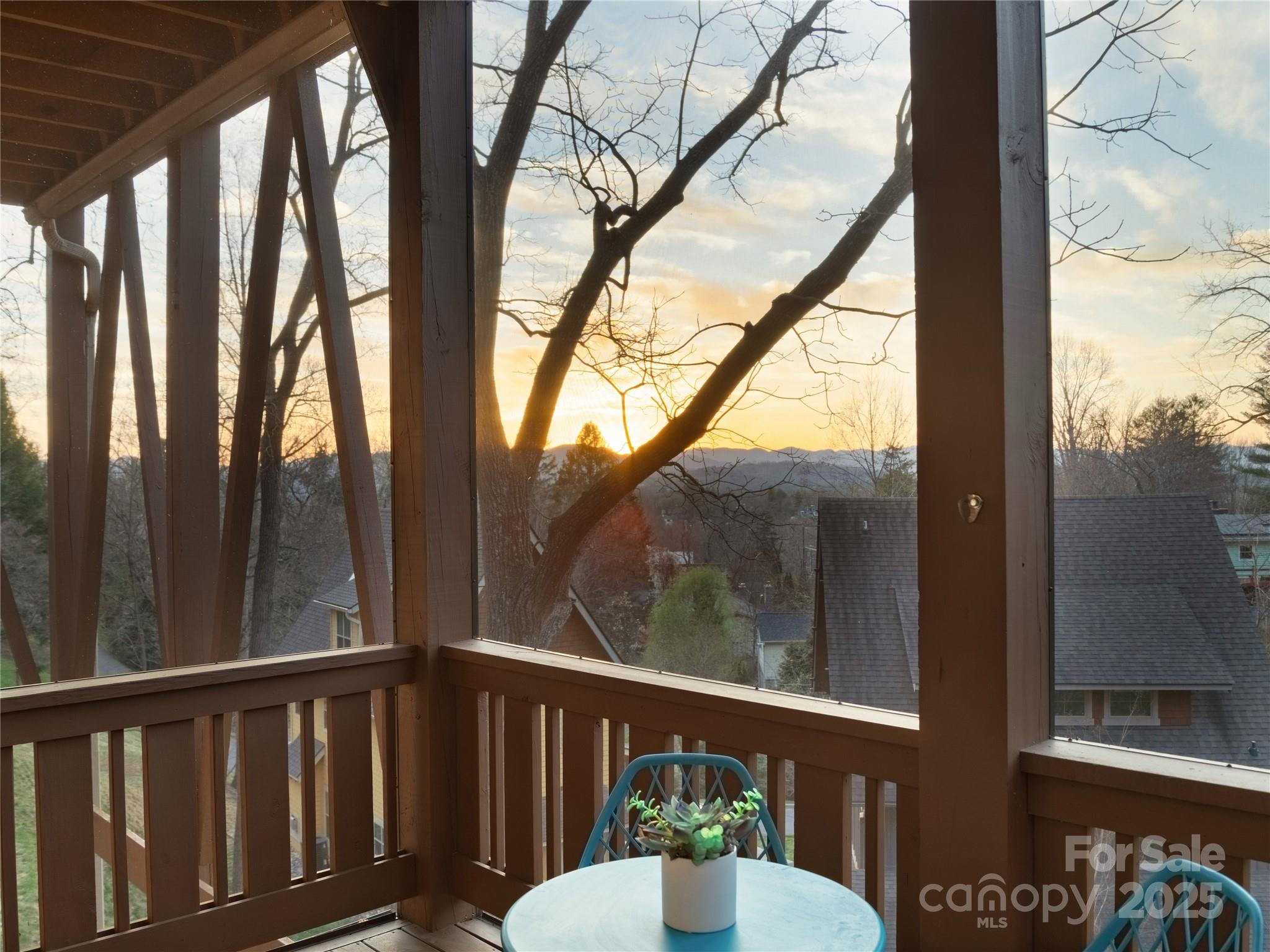 24 Sunset Drive Asheville NC 28804