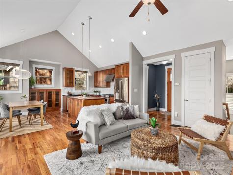 24 Sunset Drive Asheville NC 28804