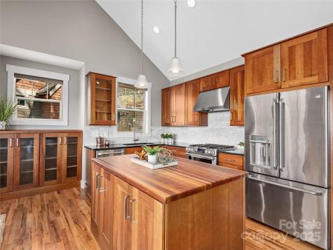24 Sunset Drive Asheville NC 28804