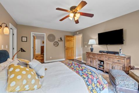 103 Prospect Street Black Mountain NC 28711