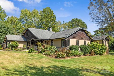 103 Prospect Street Black Mountain NC 28711