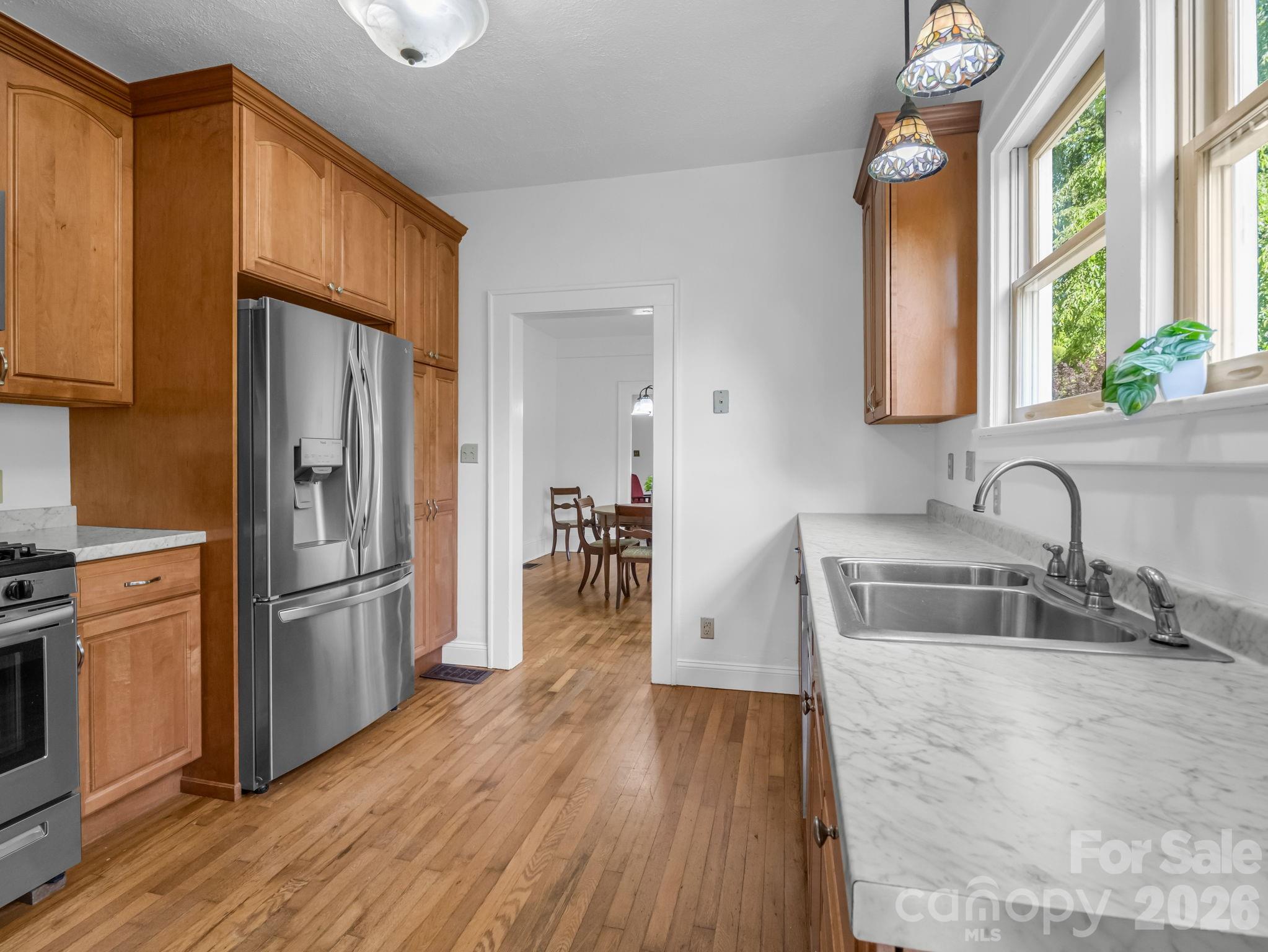 1534 Kensington Road Hendersonville NC 28791