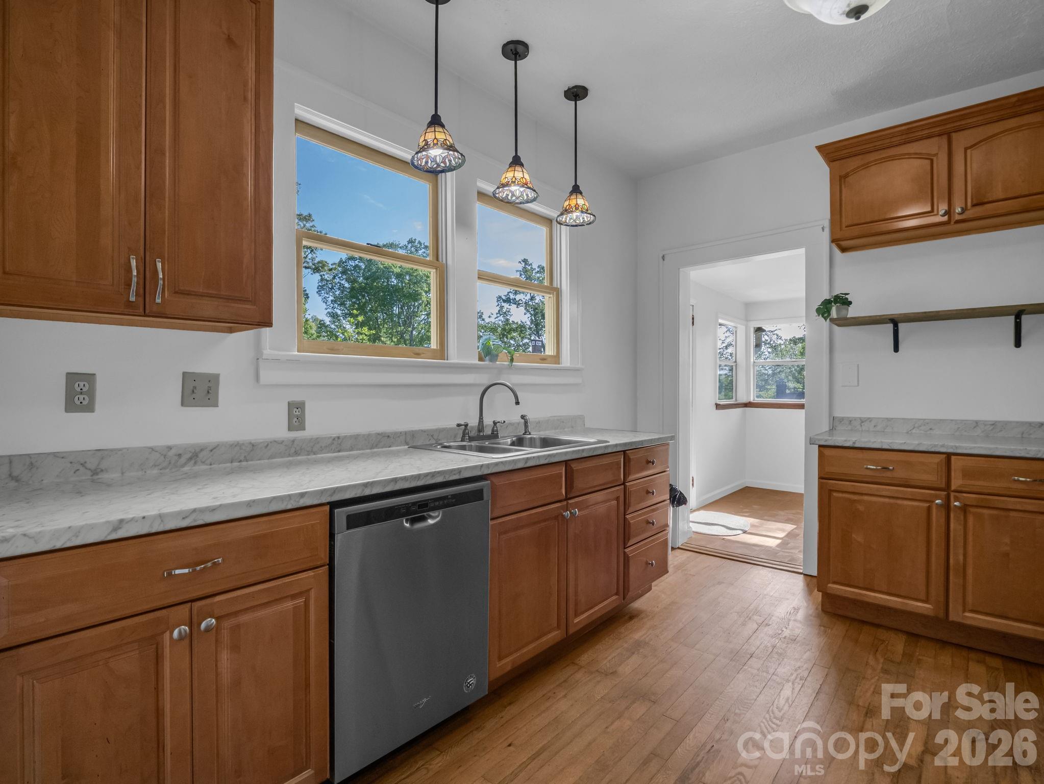 1534 Kensington Road Hendersonville NC 28791