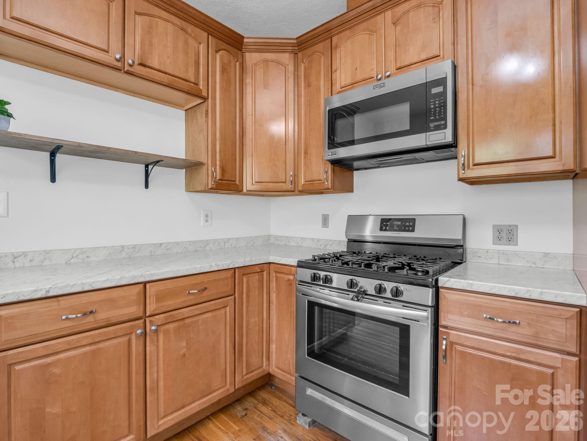1534 Kensington Road Hendersonville NC 28791