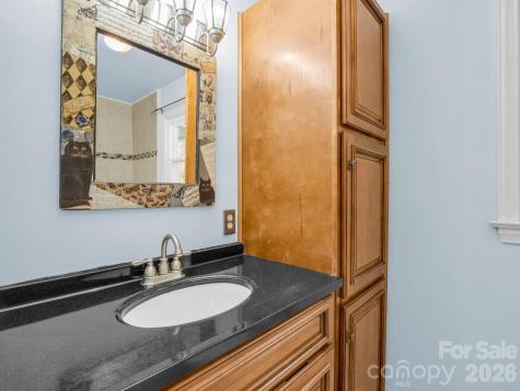 1534 Kensington Road Hendersonville NC 28791
