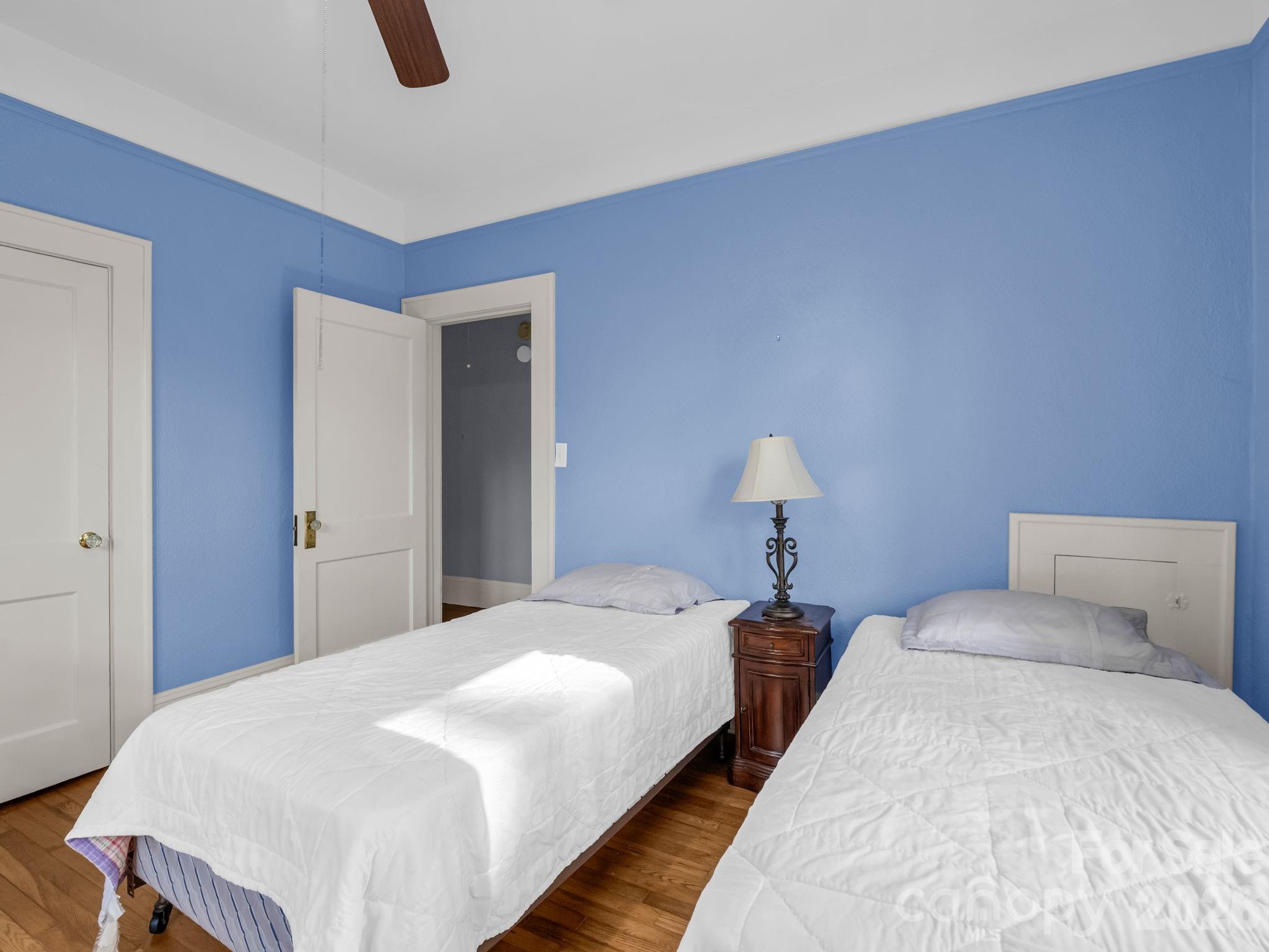 1534 Kensington Road Hendersonville NC 28791