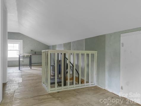 1534 Kensington Road Hendersonville NC 28791