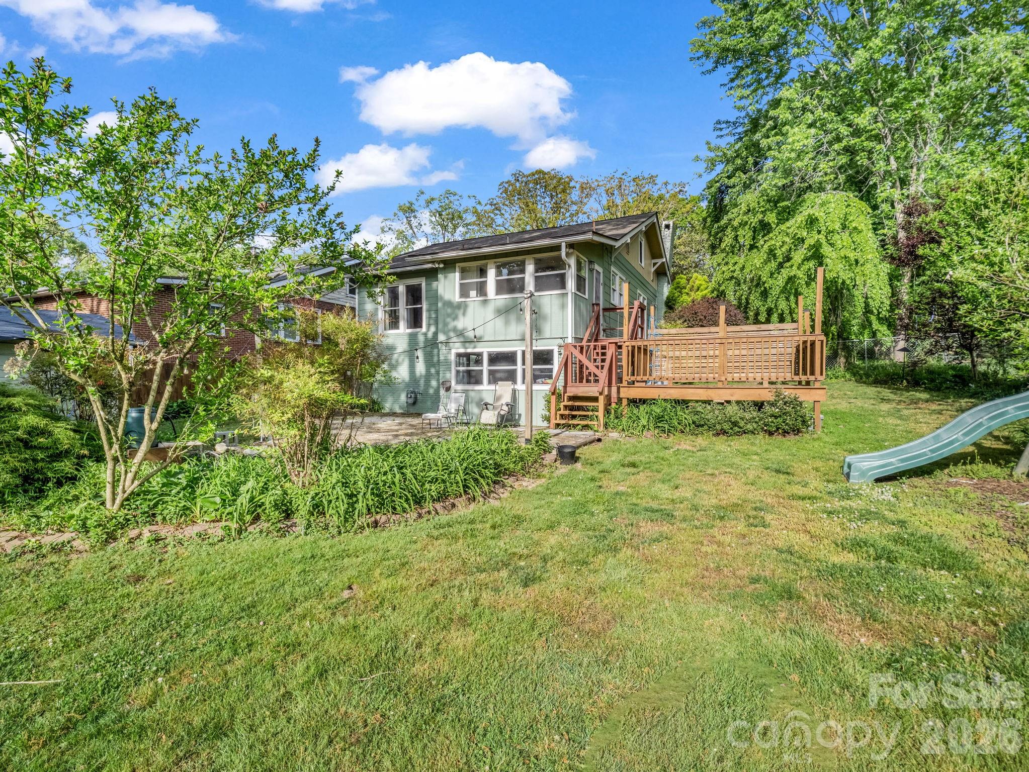 1534 Kensington Road Hendersonville NC 28791