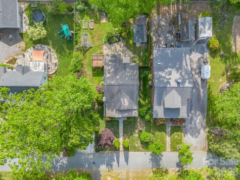 1534 Kensington Road Hendersonville NC 28791