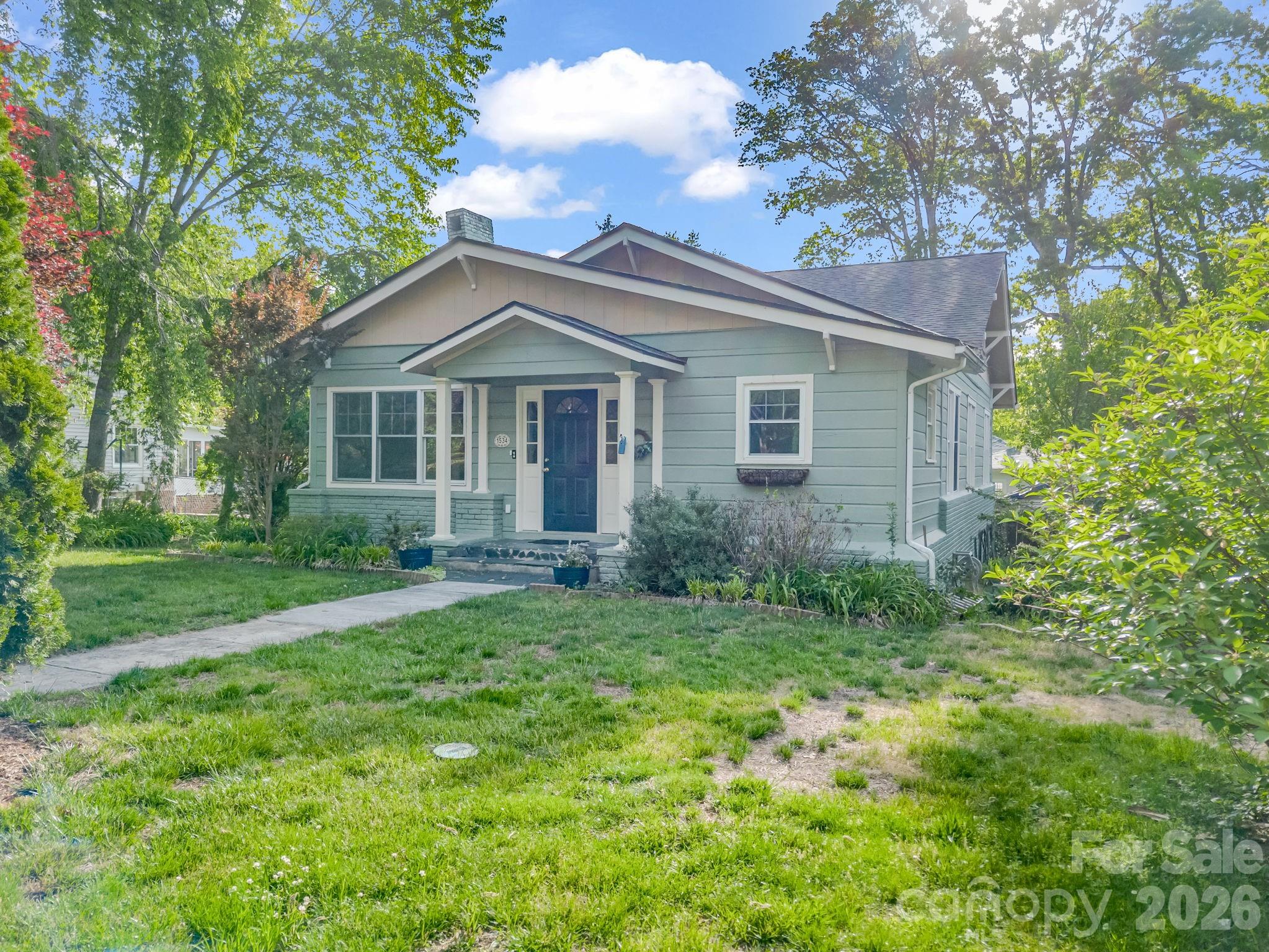 1534 Kensington Road Hendersonville NC 28791