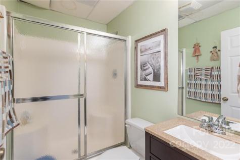 24 Fox Lair Lane Hendersonville NC 28791