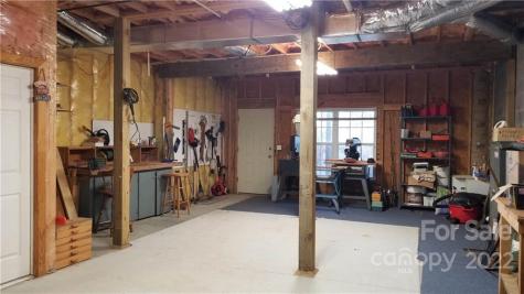 24 Fox Lair Lane Hendersonville NC 28791
