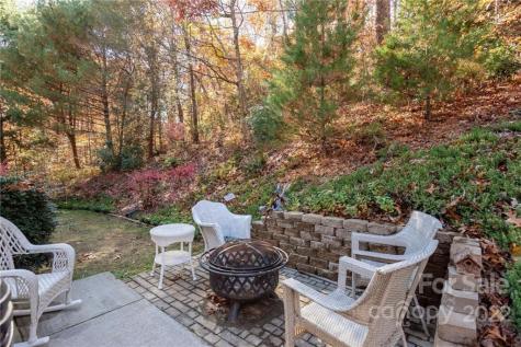 24 Fox Lair Lane Hendersonville NC 28791
