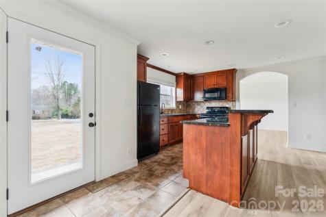 22055 Oakwood Road Albemarle NC 28001