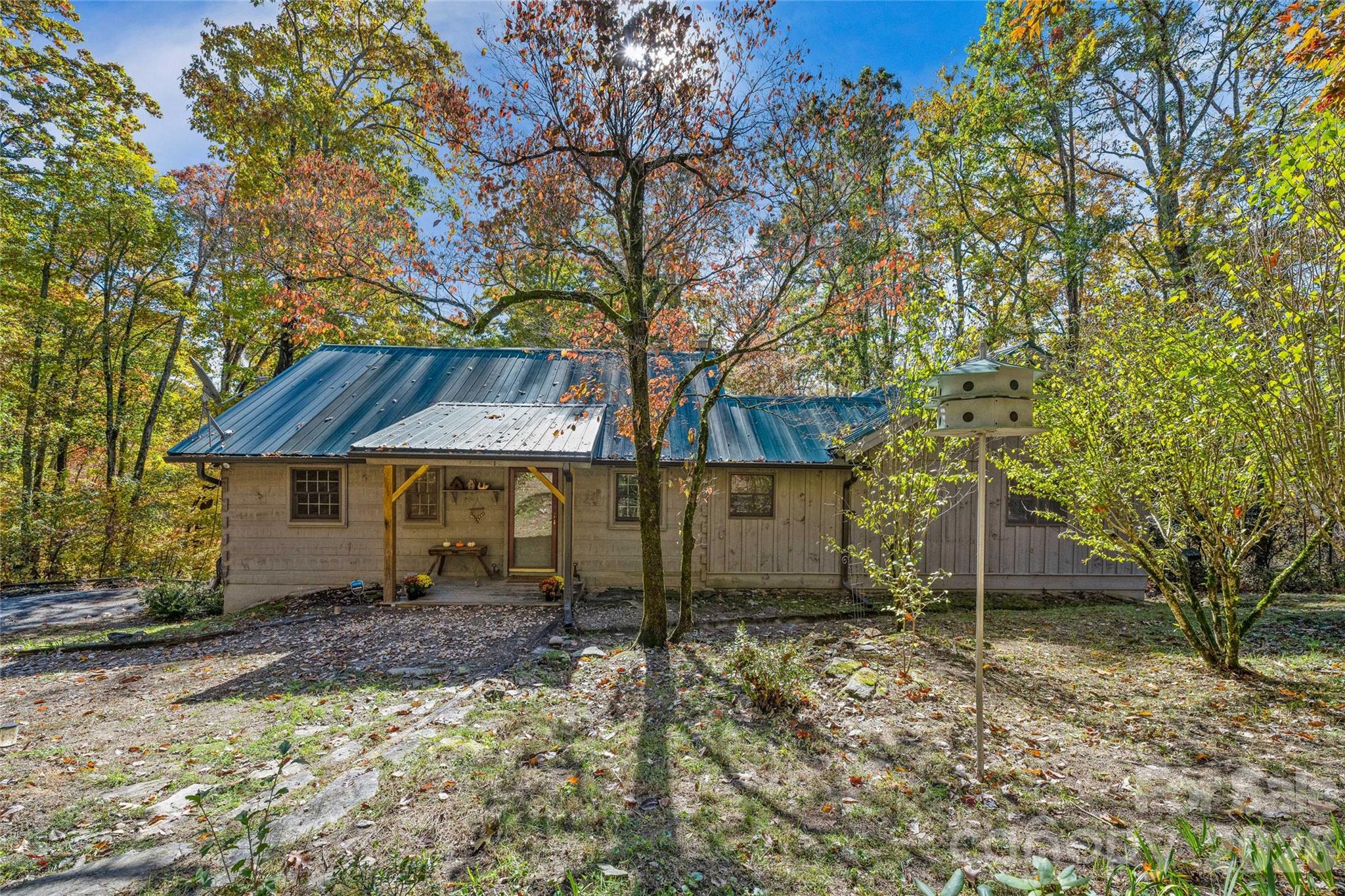 499 E Poplar Drive Hendersonville NC 28792