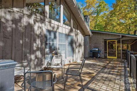 499 E Poplar Drive Hendersonville NC 28792