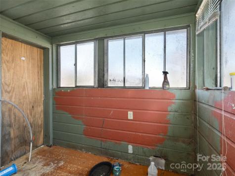 36 Lambert Lane Canton NC 28716