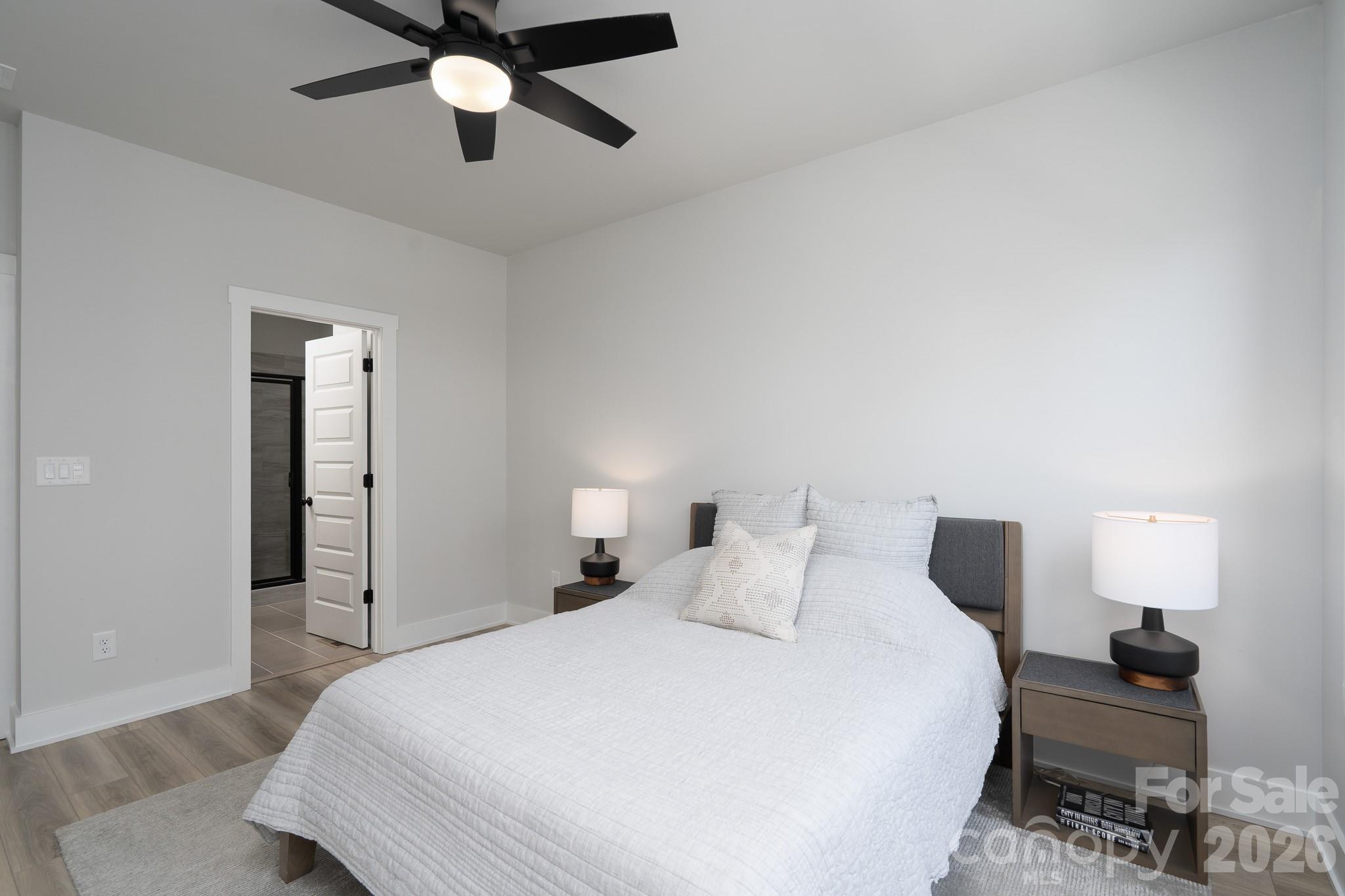 5018 Tiny Lane Charlotte NC 28203
