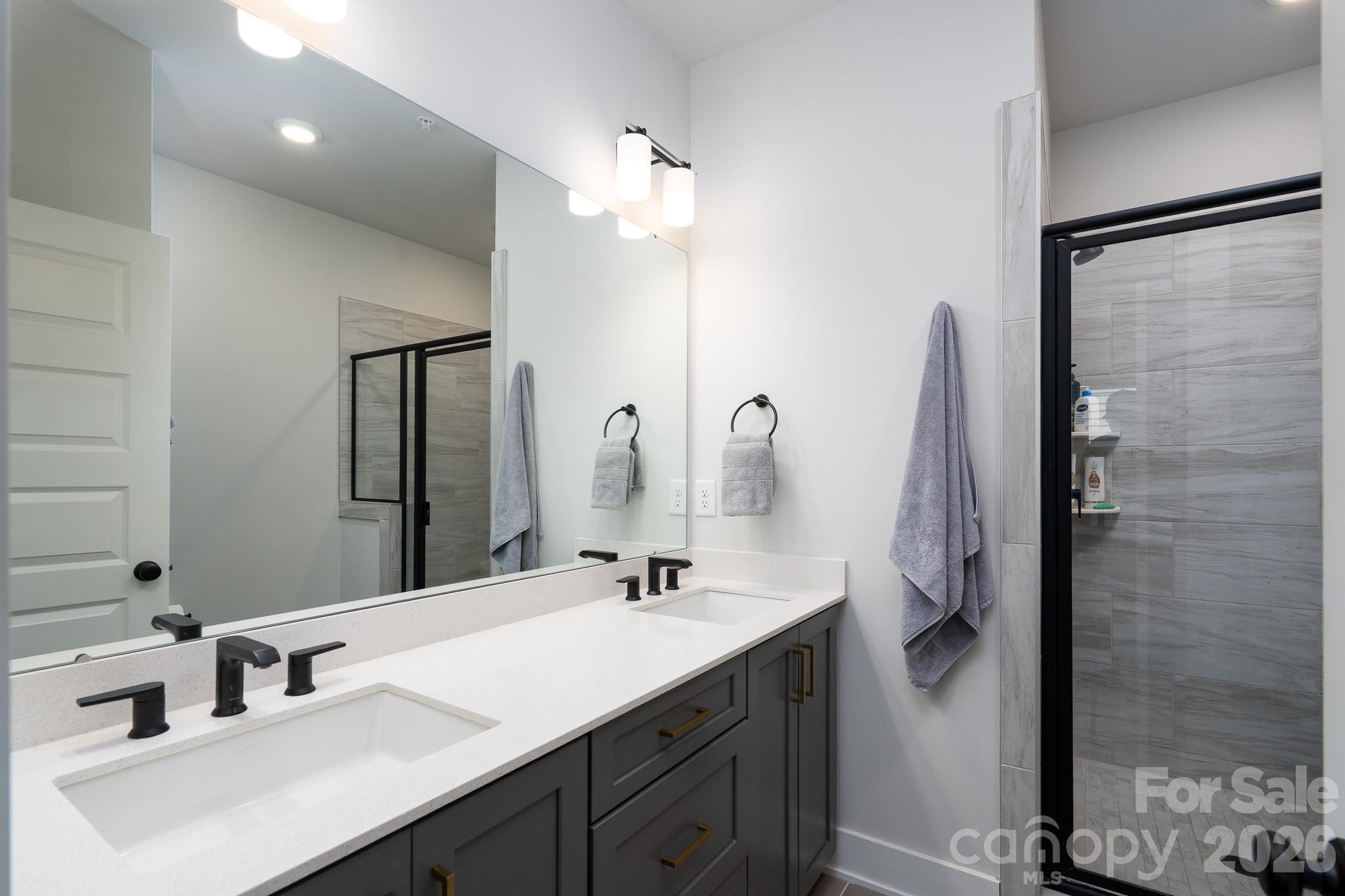 5018 Tiny Lane Charlotte NC 28203