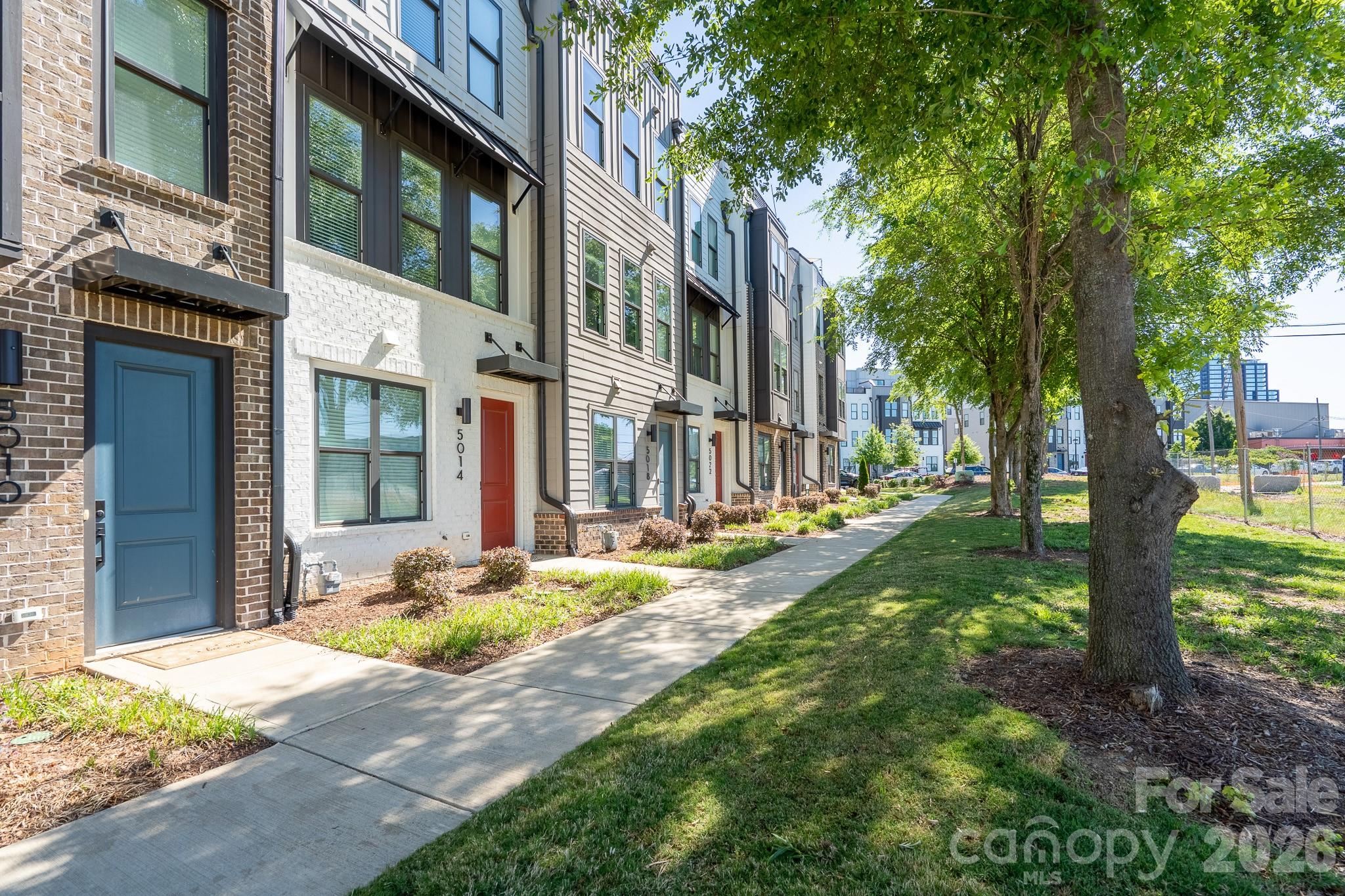 5018 Tiny Lane Charlotte NC 28203