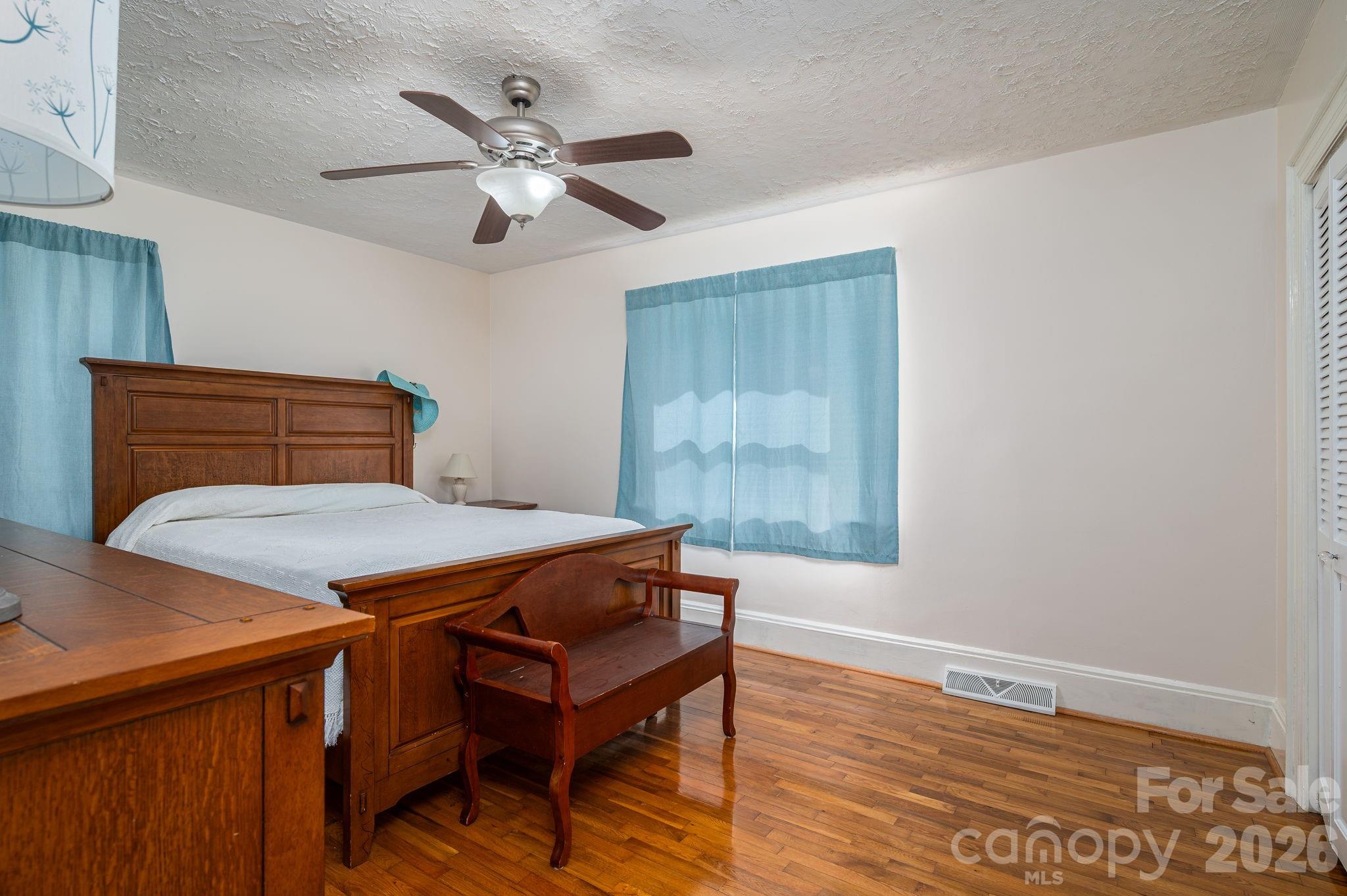 1105 Hillcrest Drive Cherryville NC 28021