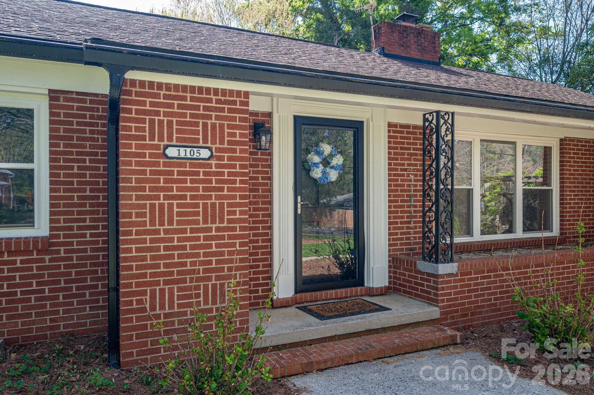 1105 Hillcrest Drive Cherryville NC 28021