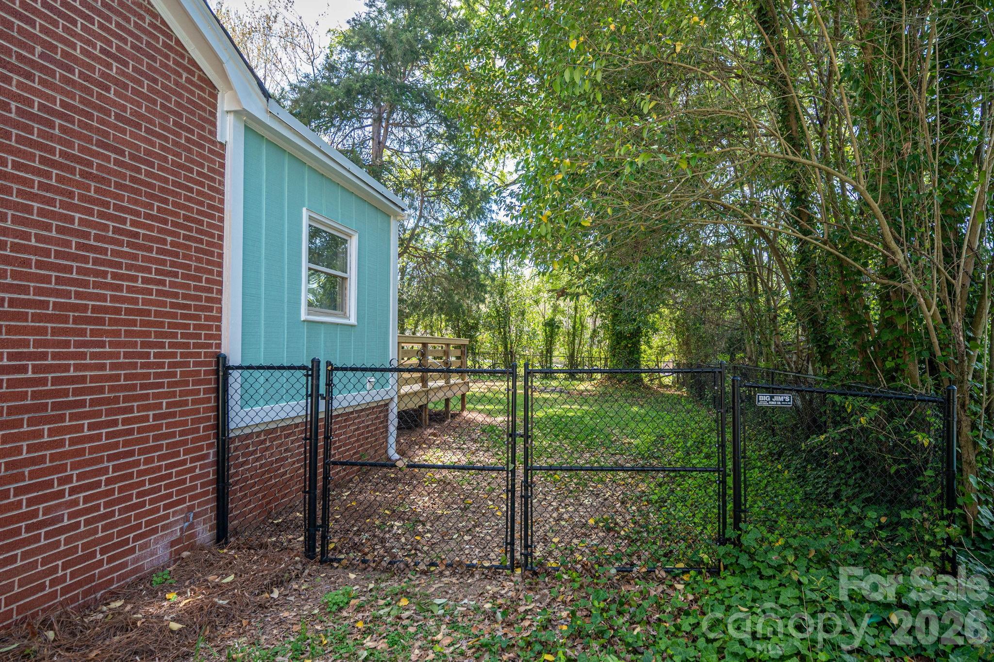 1105 Hillcrest Drive Cherryville NC 28021