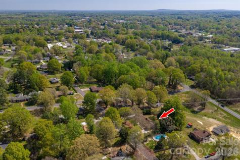 1105 Hillcrest Drive Cherryville NC 28021