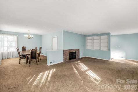 406 N Pine Street Lancaster SC 29720