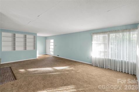 406 N Pine Street Lancaster SC 29720