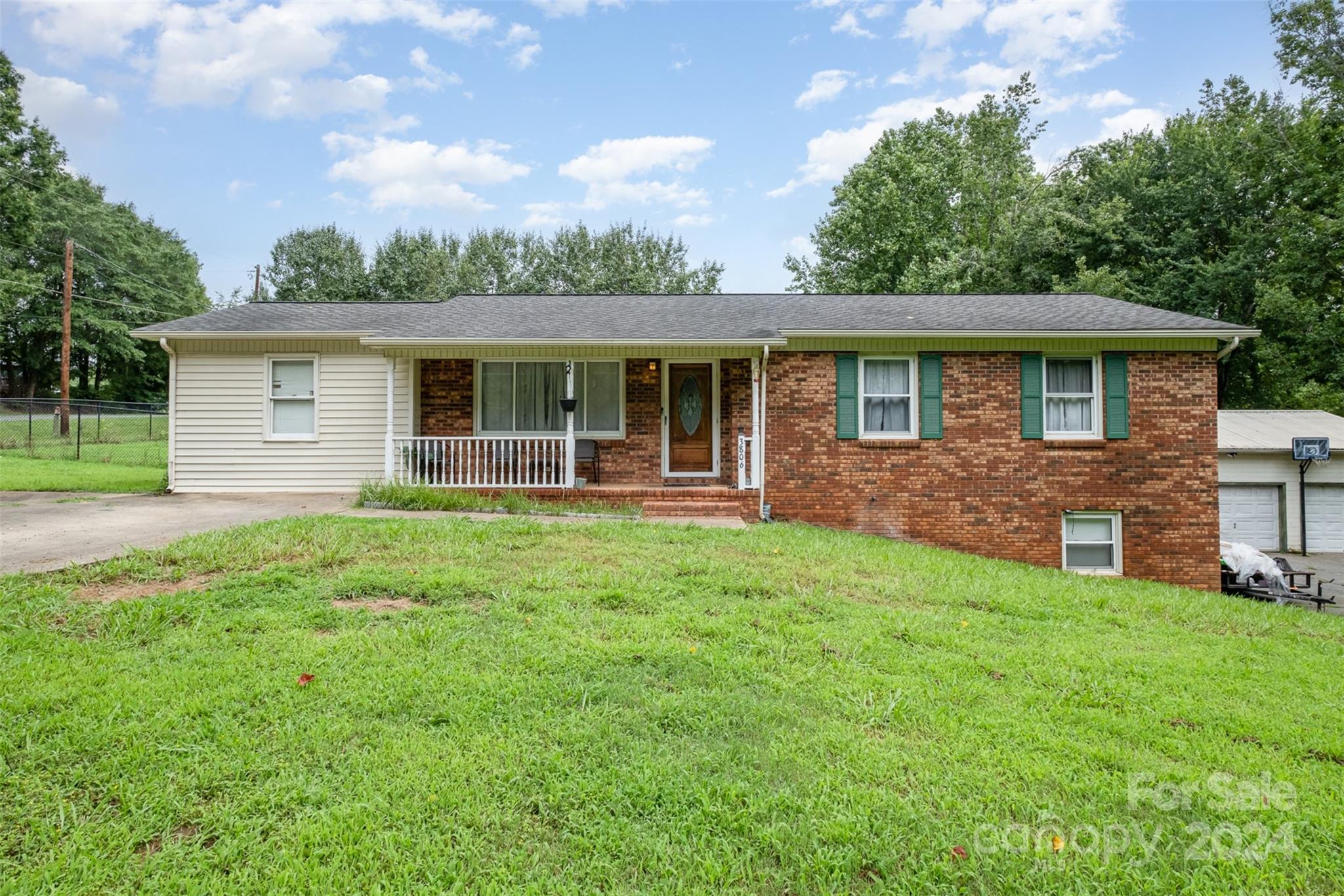 3806 Robert Riding Road Shelby NC 28150