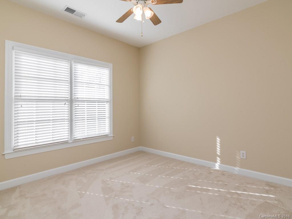 4032 Cambridge Hill Lane Charlotte NC 28270