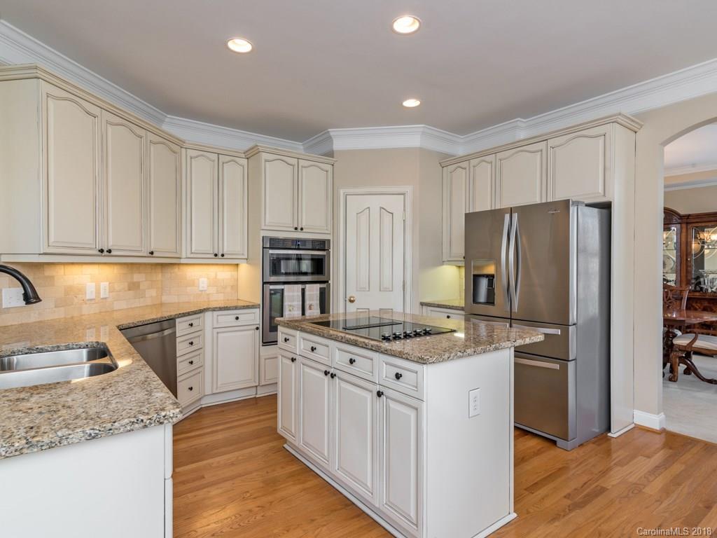 4032 Cambridge Hill Lane Charlotte NC 28270