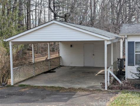 172 School House Road Mills River NC 28759