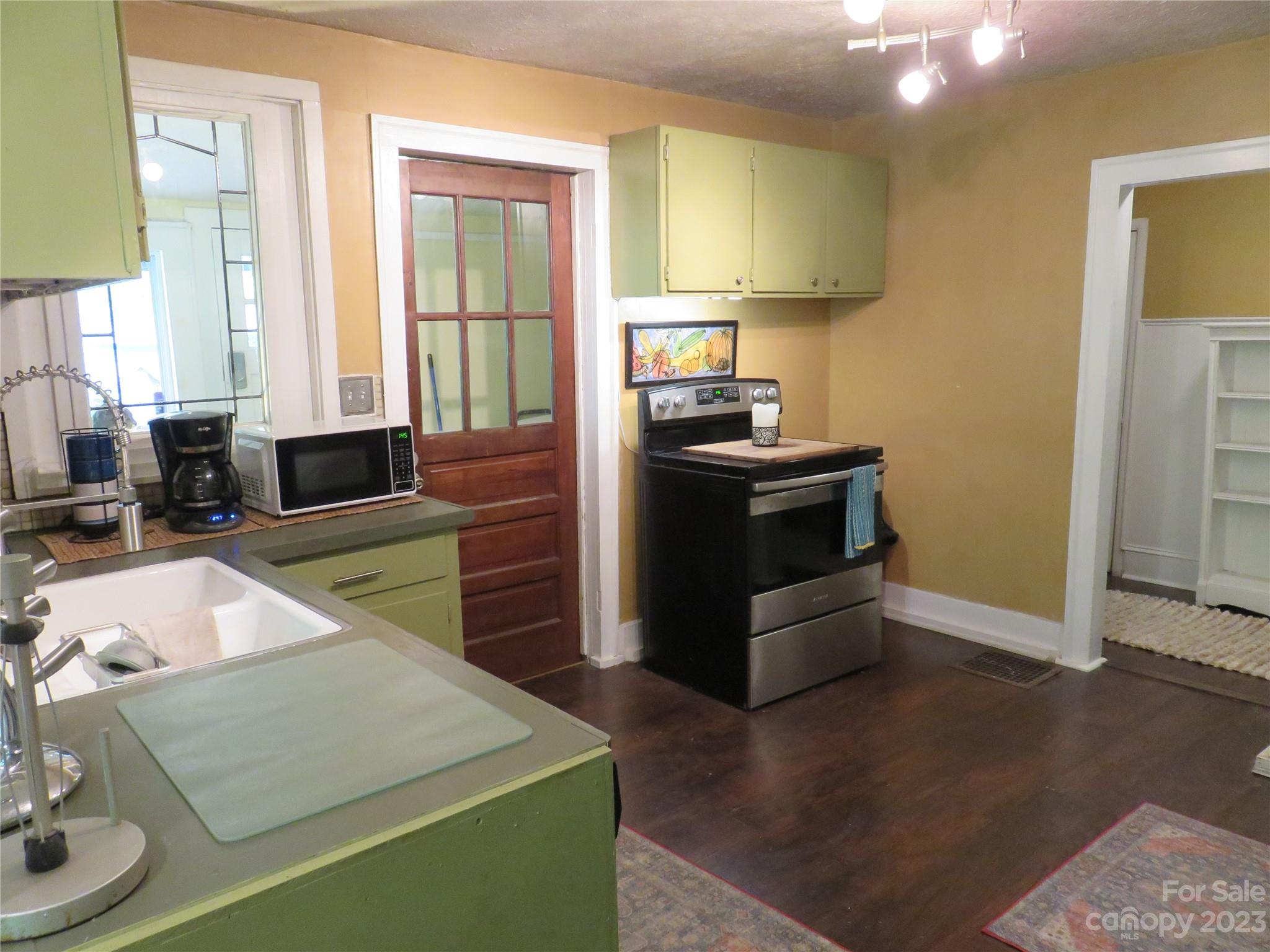 75 S Main Street Canton NC 28716