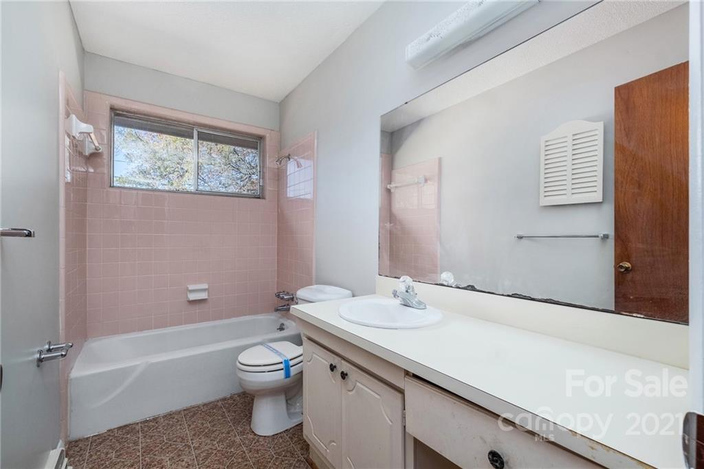3001 Cricketeer Drive Charlotte NC 28216