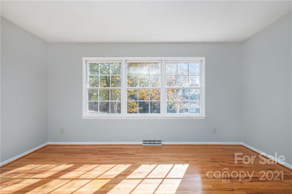 3001 Cricketeer Drive Charlotte NC 28216