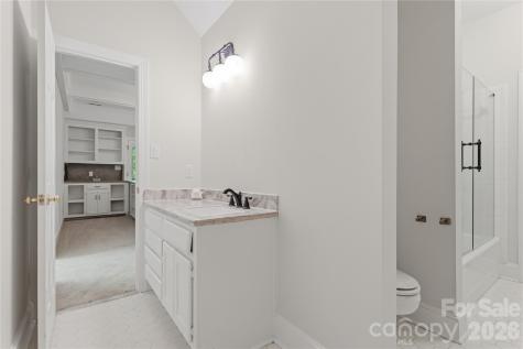 10205 Balmoral Circle Charlotte NC 28210