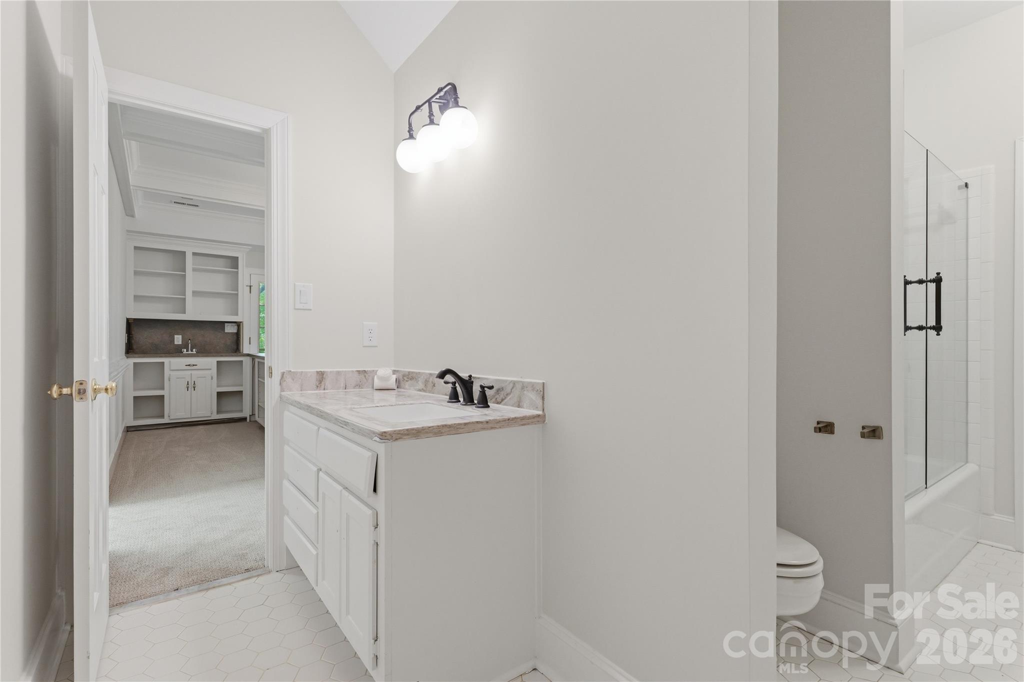 10205 Balmoral Circle Charlotte NC 28210