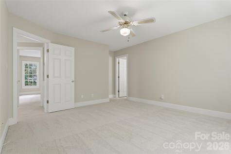 10205 Balmoral Circle Charlotte NC 28210