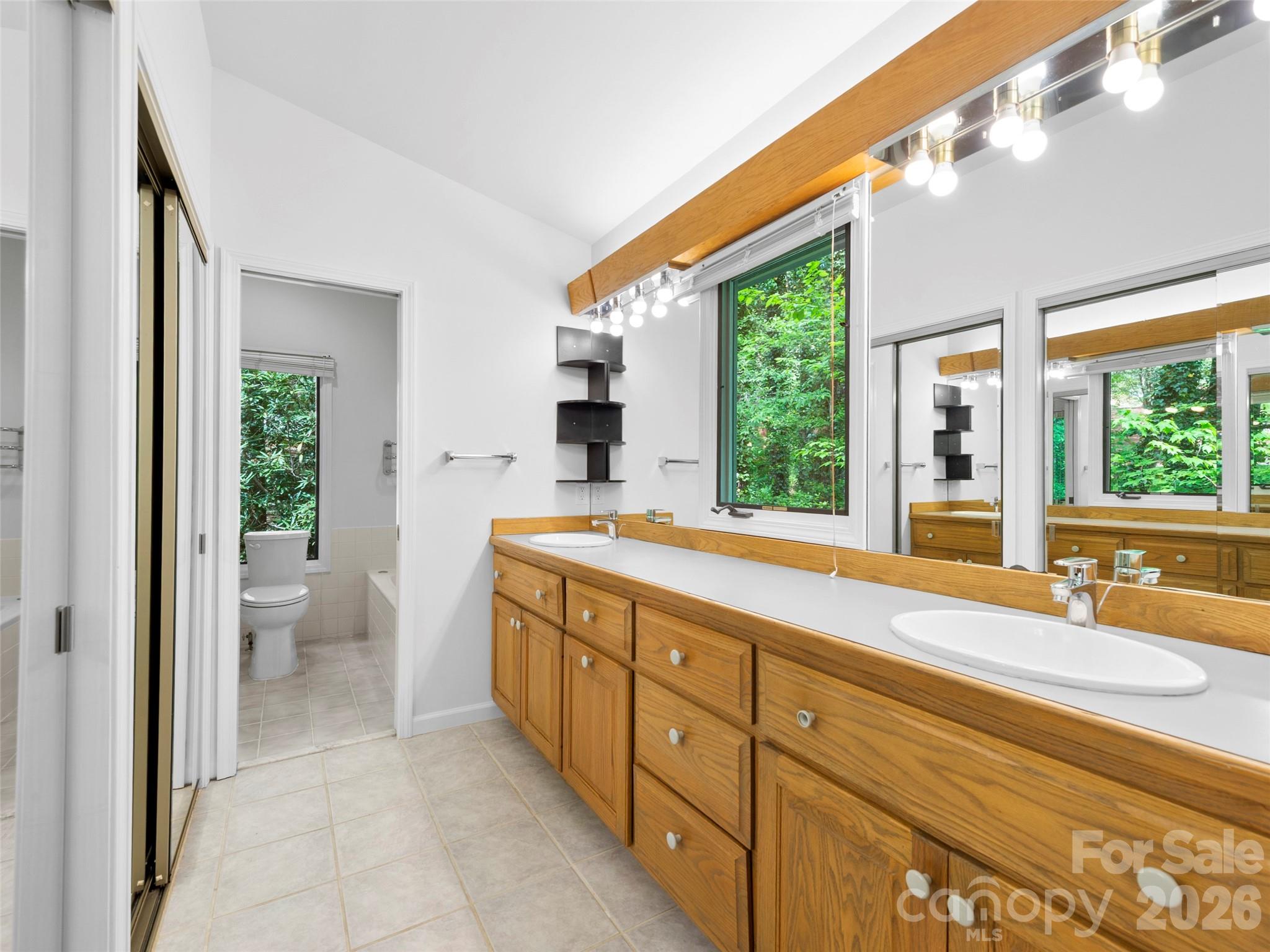22 Delacy Drive Hendersonville NC 28739