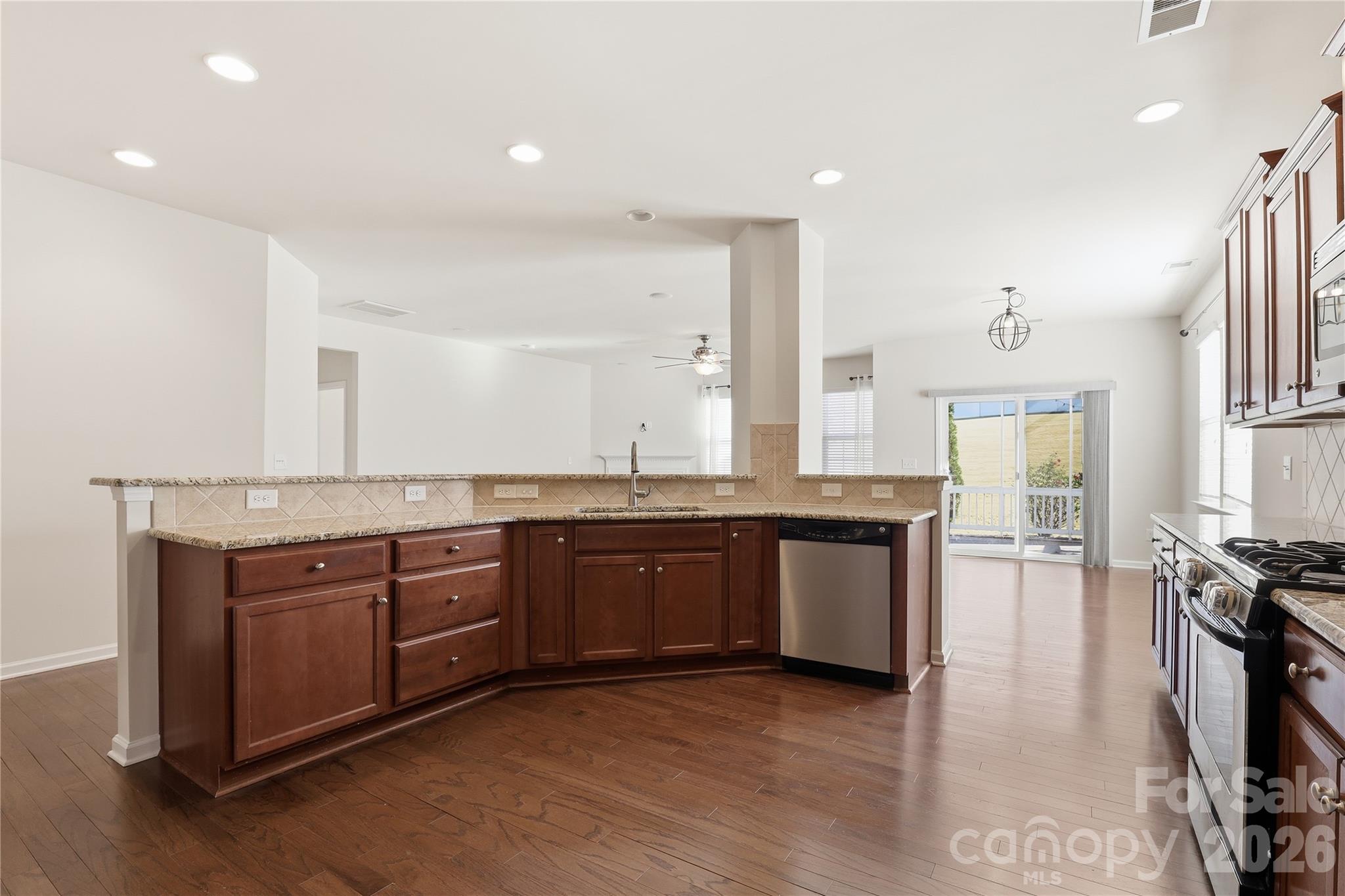 159 E Warfield Drive Mooresville NC 28115
