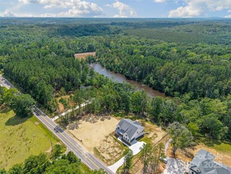 537 Riddle Mill Road Clover SC 29710
