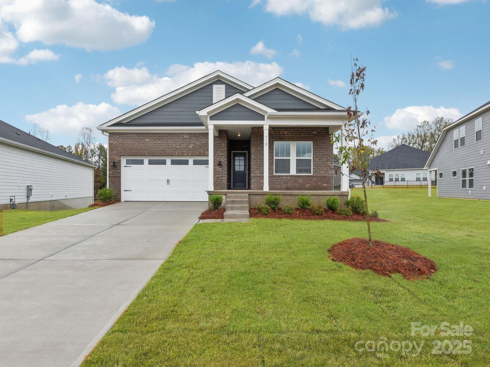 712 Palmer Pendleton Way York SC 29745