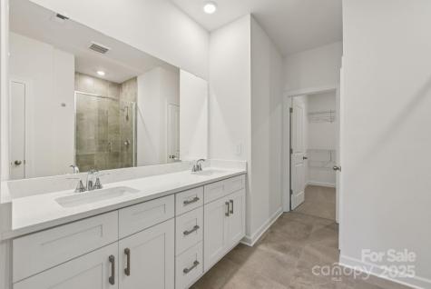 712 Palmer Pendleton Way York SC 29745