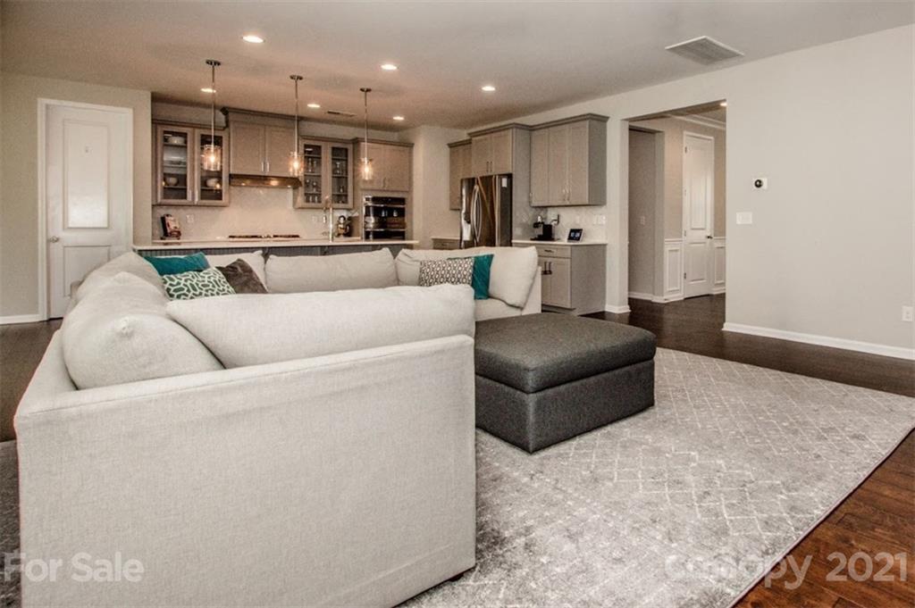 8610 Shadetree Street Huntersville NC 28078