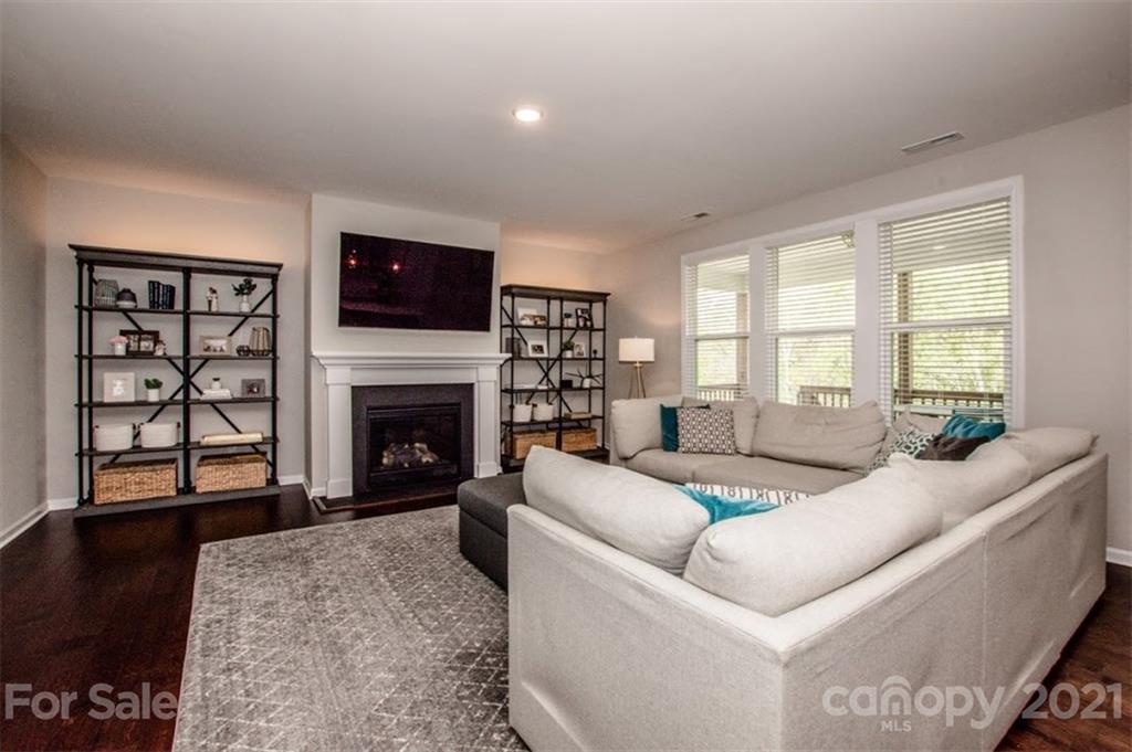 8610 Shadetree Street Huntersville NC 28078